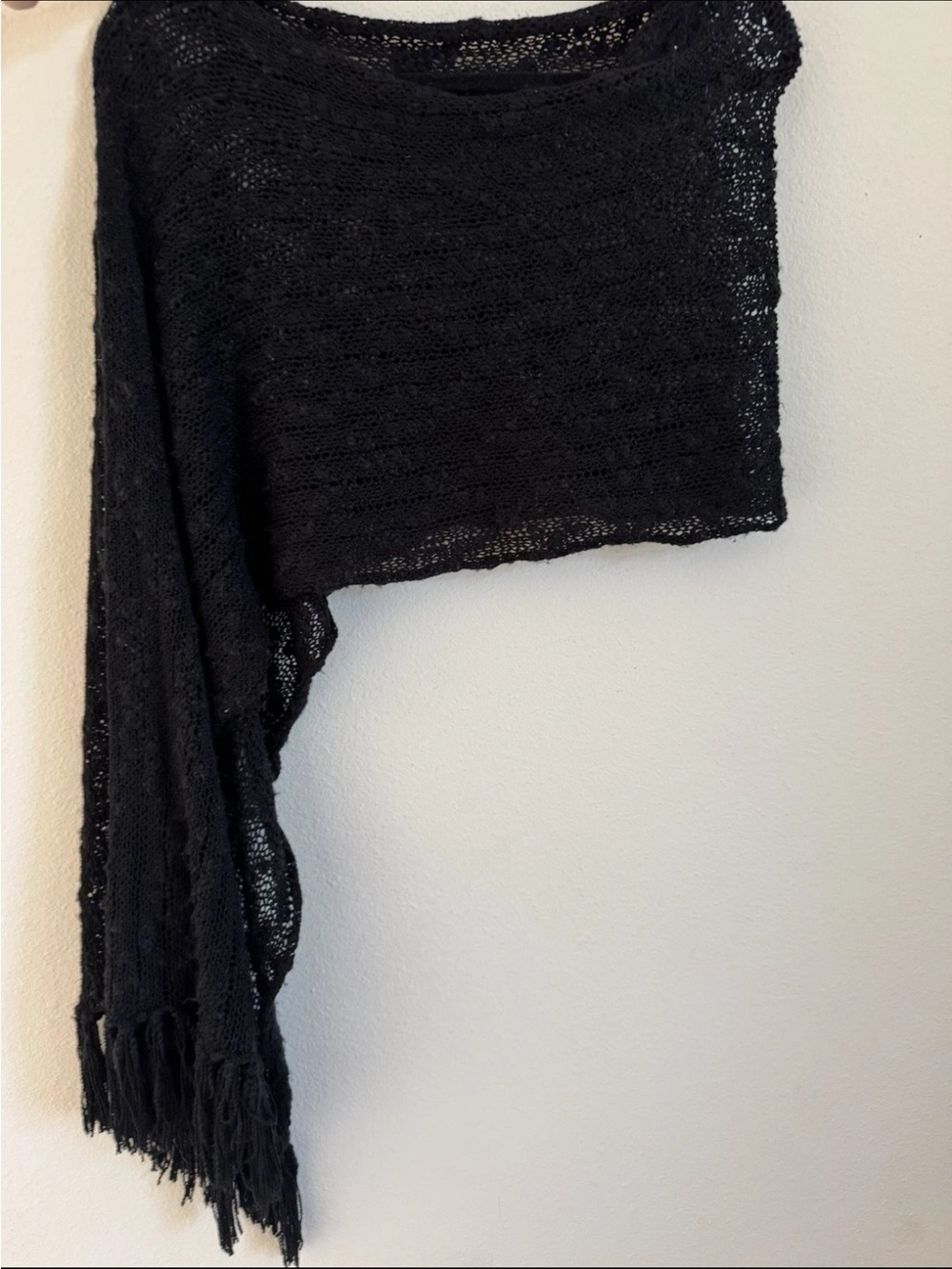 Vintage Y2K Black Poncho Knit Fringe Aysmmetrical Festival One Size